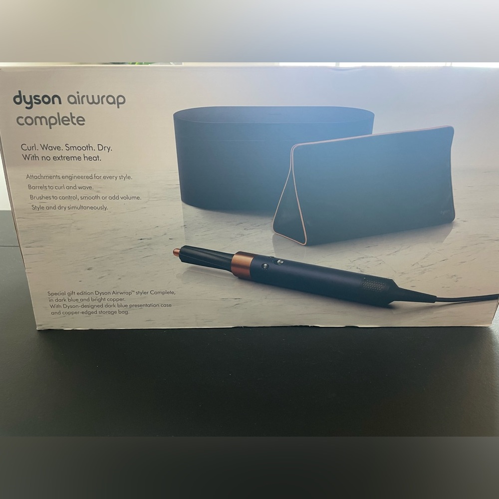 Dyson Airwrap Complete Set w/ bonus bag - Blue and Gold